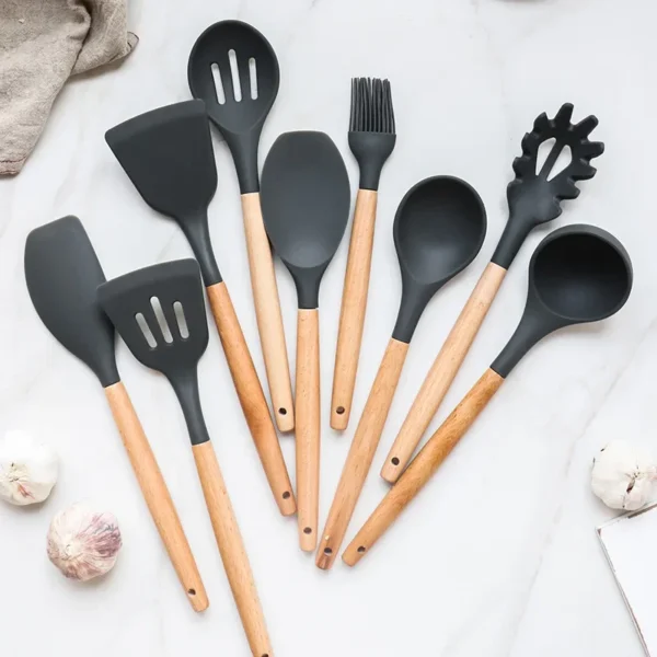 12PCS Silicone Kitchenware Non-Stick Cookware Kitchen Utensils Set Spatula Shovel Egg Beaters Wooden Handle Cooking Tool Set - Image 5