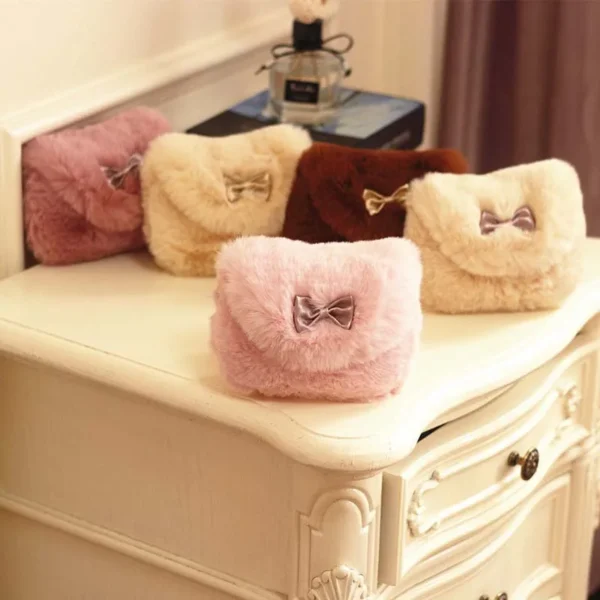 Korean Winter Baby Girl Bags Faux Fur Cute Bow Kids Princess Crossbody Bags Outdoor Travel Girl Messenger Bags Kids Shoulder Bag